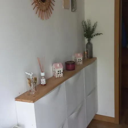 Apartma In The Countryside Under Storzic アパート *