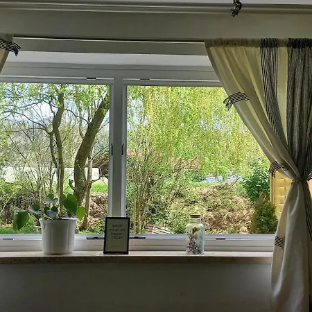 アパート Apartma In The Countryside Under Storzic *