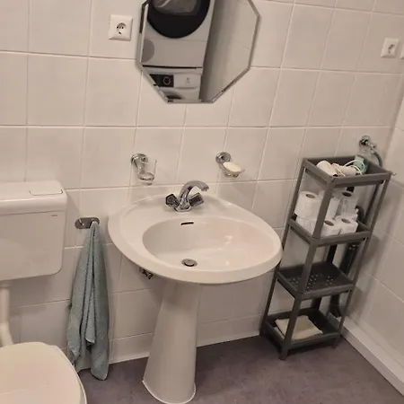 Apartma In The Countryside Under Storzic